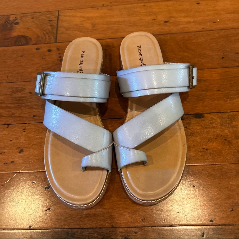 Baretraps Nat slip-on Sandals Size 9 (Island Blue)